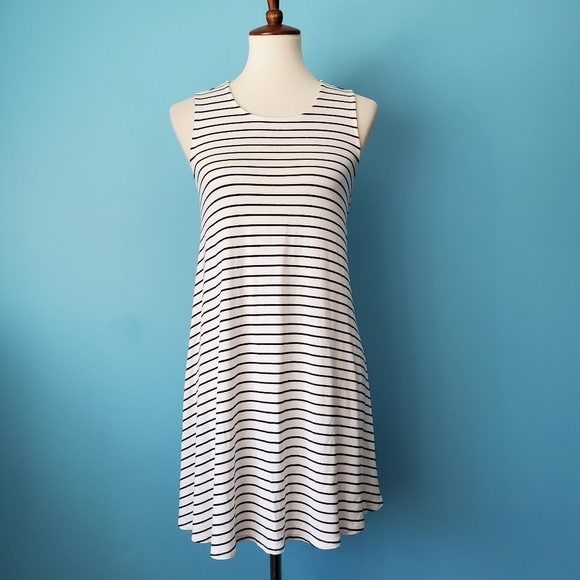 American Eagle Striped Open Back Swing Dress - Picture 2 of 12
